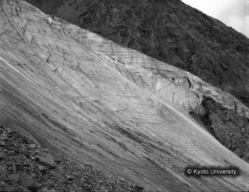 ヒンズークシ地域撮影フィルム : F-24-3 (1)