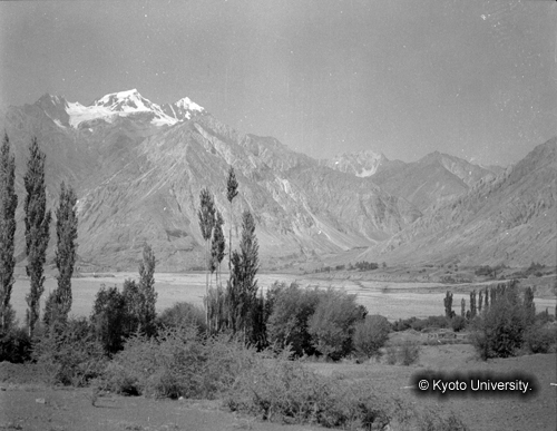 ヒンズークシ地域撮影フィルム : F-47-1 (1)