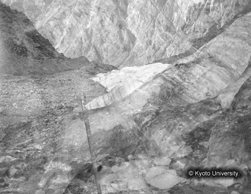 ヒンズークシ地域撮影フィルム : F-22-15 (1)