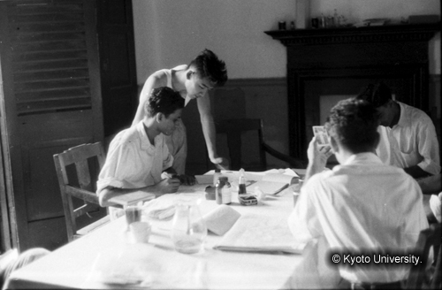 ヒンズークシ地域撮影フィルム : LF-1-17 (1)