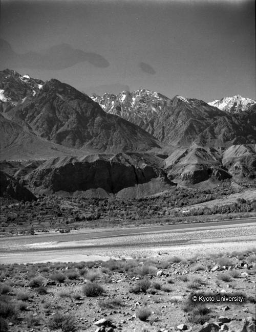 ヒンズークシ地域撮影フィルム : F-42-13 (1)