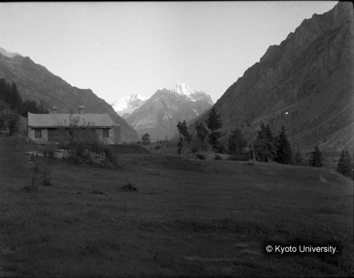 ヒンズークシ地域撮影フィルム : F-5-8 (1)