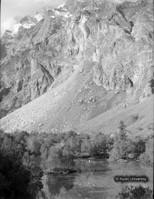 ヒンズークシ地域撮影フィルム : F-6-15 (1)