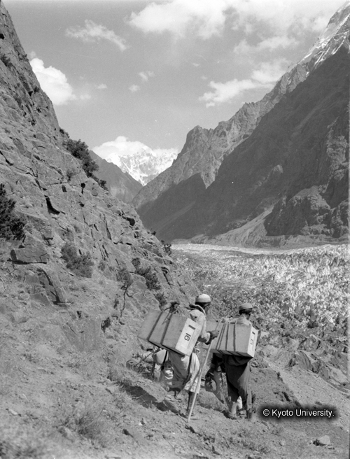 ヒンズークシ地域撮影フィルム : F-14-11 (1)