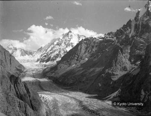 ヒンズークシ地域撮影フィルム : F-16-16 (1)