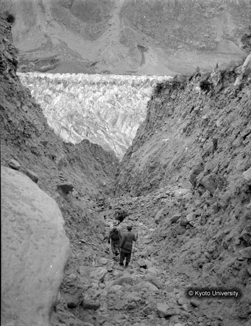 ヒンズークシ地域撮影フィルム : F-17-12 (1)