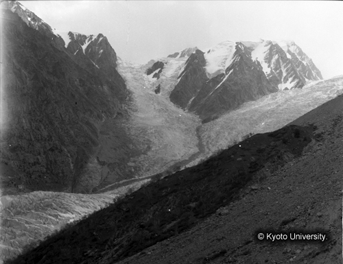 ヒンズークシ地域撮影フィルム : F-21-10 (1)