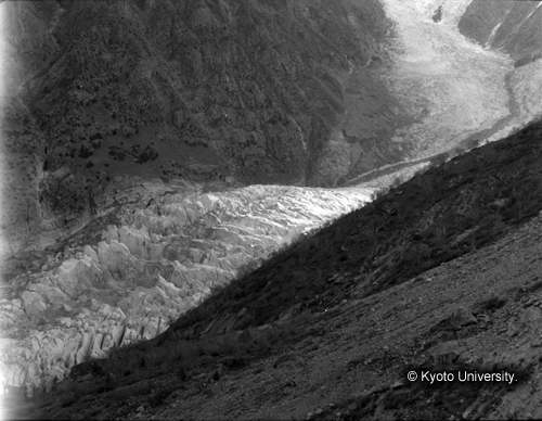 ヒンズークシ地域撮影フィルム : F-21-11 (1)