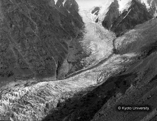 ヒンズークシ地域撮影フィルム : F-22-4 (1)