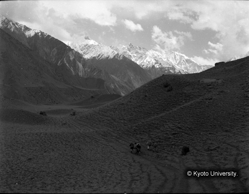 ヒンズークシ地域撮影フィルム : F-28-4 (1)