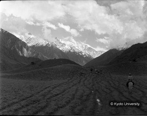 ヒンズークシ地域撮影フィルム : F-28-5 (1)
