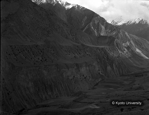 ヒンズークシ地域撮影フィルム : F-28-11 (1)