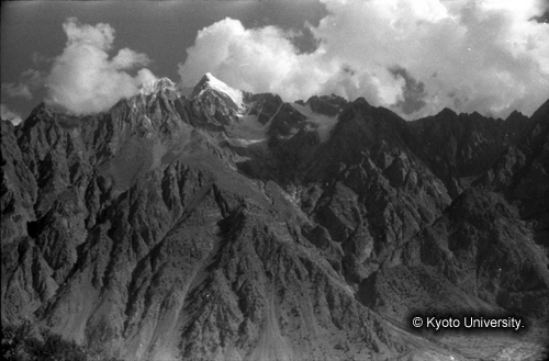 ヒンズークシ地域撮影フィルム : LF-2-18 (1)