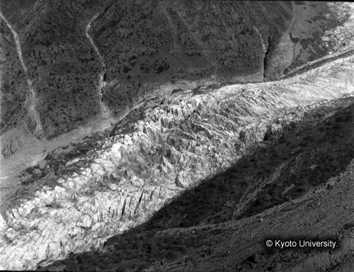 ヒンズークシ地域撮影フィルム : F-22-5 (1)