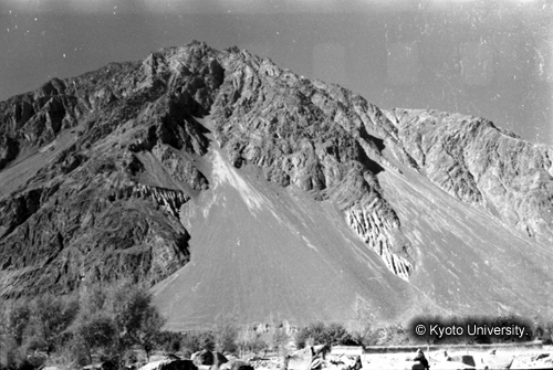 ヒンズークシ地域撮影フィルム : LF-14-9 (1)