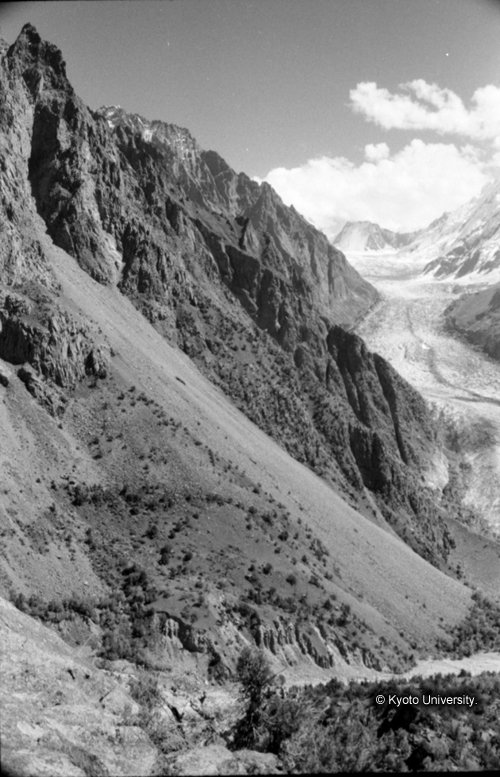 ヒンズークシ地域撮影フィルム : LF-7-12 (1)