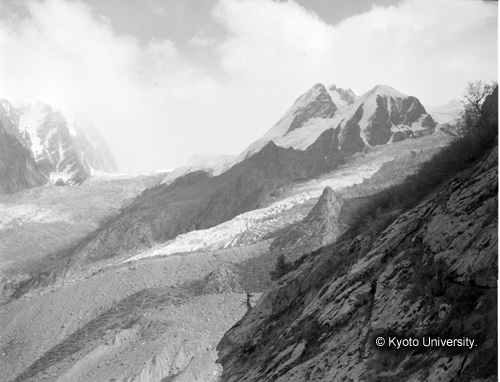 ヒンズークシ地域撮影フィルム : F-22-1 (1)