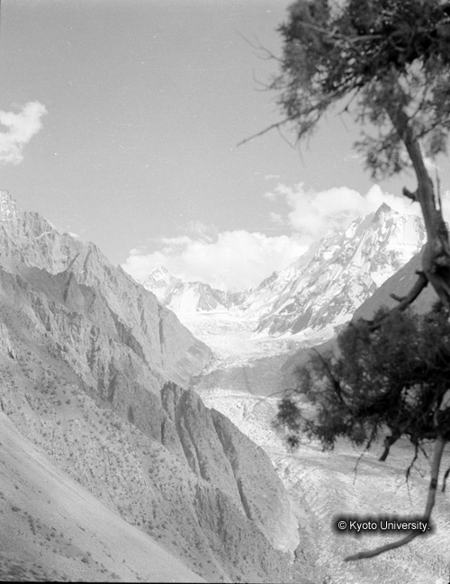 ヒンズークシ地域撮影フィルム : F-48-15 (1)