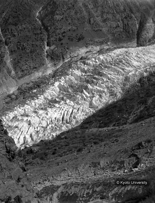 ヒンズークシ地域撮影フィルム : F-21-15 (1)