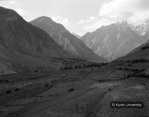 ヒンズークシ地域撮影フィルム : F-29-12 (1)