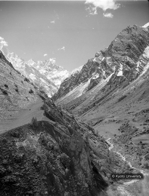 ヒンズークシ地域撮影フィルム : F-32-2 (1)