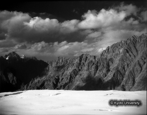 ヒンズークシ地域撮影フィルム : RF-2-6 (1)