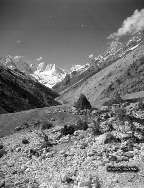 ヒンズークシ地域撮影フィルム : F-32-8 (1)