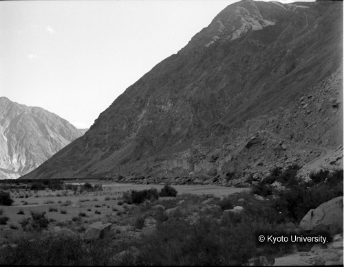 ヒンズークシ地域撮影フィルム : F-45-14 (1)