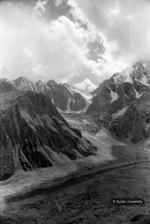 ヒンズークシ地域撮影フィルム : LF-3-16 (1)