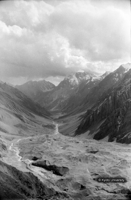 ヒンズークシ地域撮影フィルム : LF-3-18 (1)