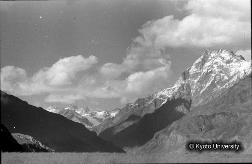 ヒンズークシ地域撮影フィルム : LF-12-18 (1)