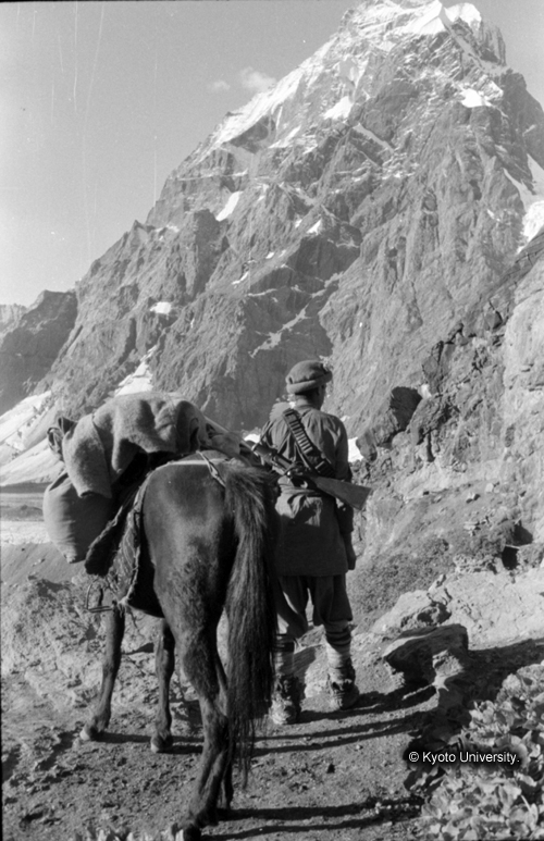 ヒンズークシ地域撮影フィルム : LF-5-6 (1)