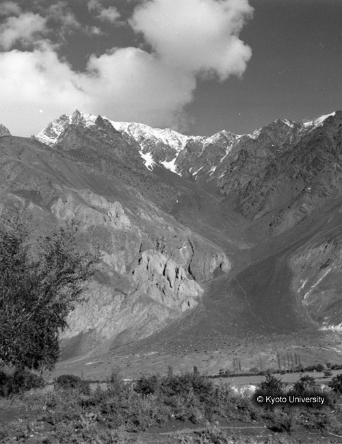 ヒンズークシ地域撮影フィルム : F-36-8 (1)