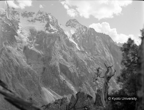 ヒンズークシ地域撮影フィルム : F-16-15 (1)