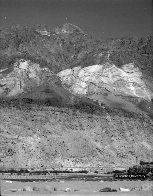 ヒンズークシ地域撮影フィルム : F-40-5 (1)