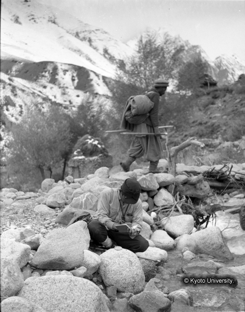 ヒンズークシ地域撮影フィルム : F-34-1 (1)