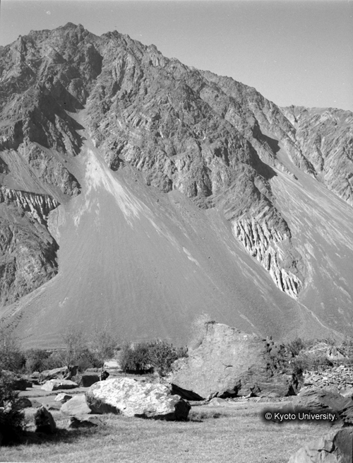 ヒンズークシ地域撮影フィルム : F-44-2 (1)