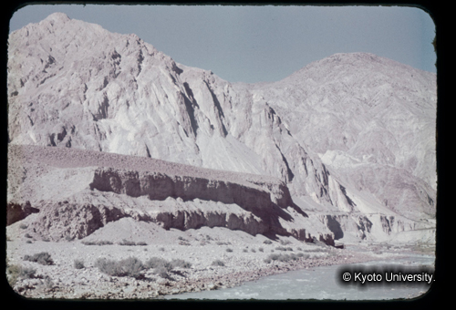 カラースライドF18_19 (1)