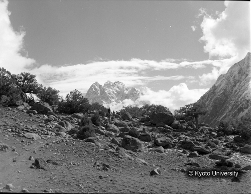 ヒンズークシ地域撮影フィルム : F-31-13 (1)