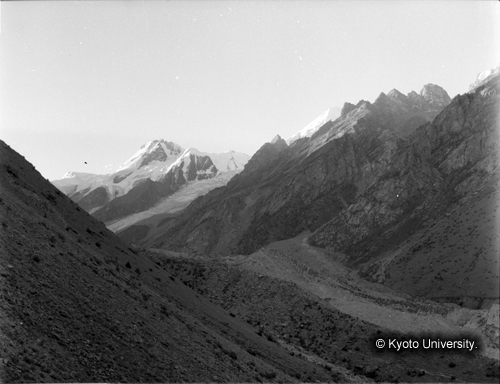 ヒンズークシ地域撮影フィルム : F-12-8 (1)