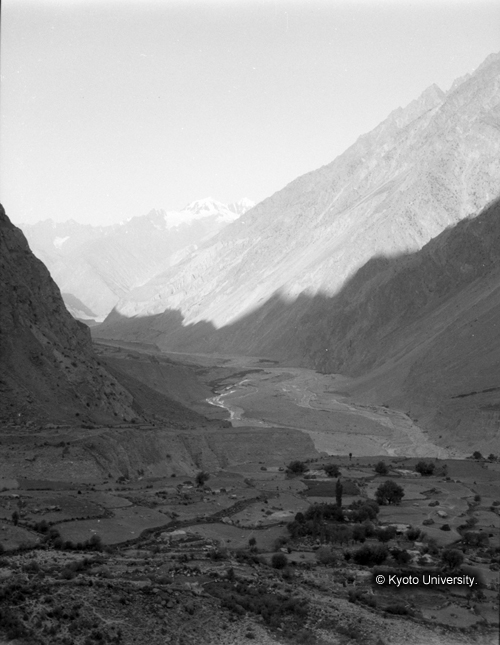 ヒンズークシ地域撮影フィルム : F-12-9 (1)