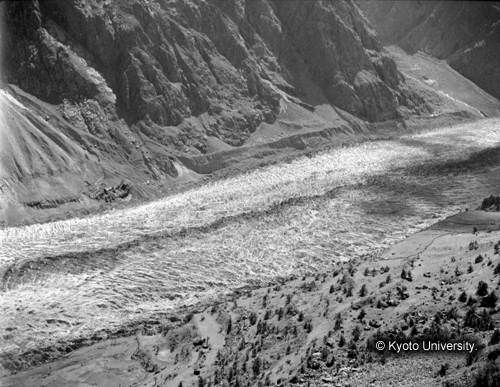 ヒンズークシ地域撮影フィルム : F-16-4 (1)