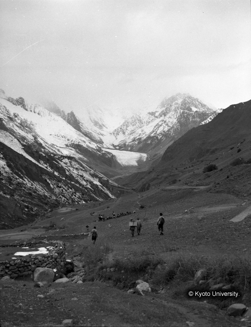 ヒンズークシ地域撮影フィルム : F-33-15 (1)