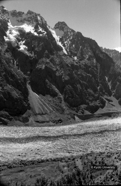 ヒンズークシ地域撮影フィルム : LF-7-17 (1)