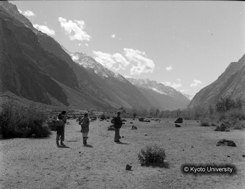 ヒンズークシ地域撮影フィルム : F-35-10 (1)