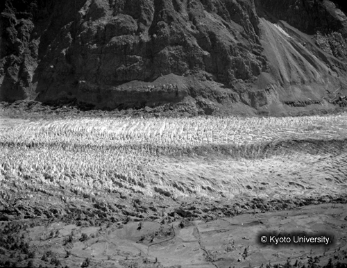 ヒンズークシ地域撮影フィルム : F-16-2 (1)