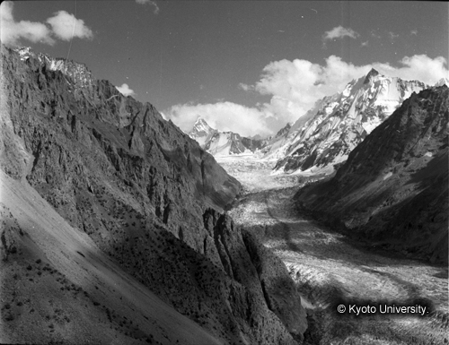 ヒンズークシ地域撮影フィルム : F-16-10 (1)