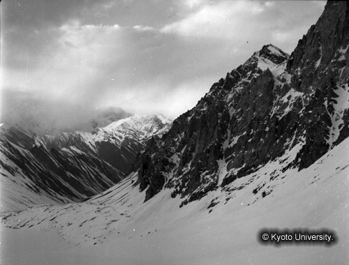 ヒンズークシ地域撮影フィルム : F-33-7 (1)