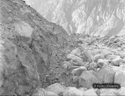 ヒンズークシ地域撮影フィルム : F-23-9 (1)