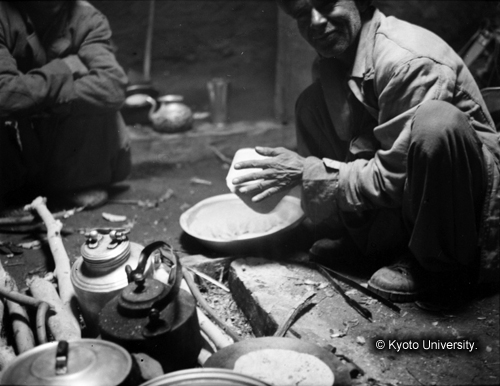 ヒンズークシ地域撮影フィルム : F-34-15 (1)